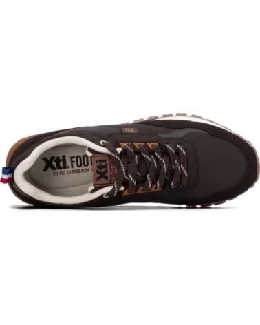 XTI ZAPATILLAS CASUAL 146769 DE ESTILO URBANO MARRON