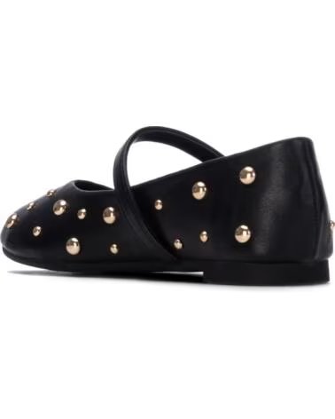 XTI 154167 BAILARINA PRETA COM TACHAS E FIVELA NEGRO