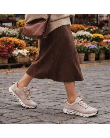 SKECHERS SLIP-INS GLIDE-STEP AT EASE TAUPE