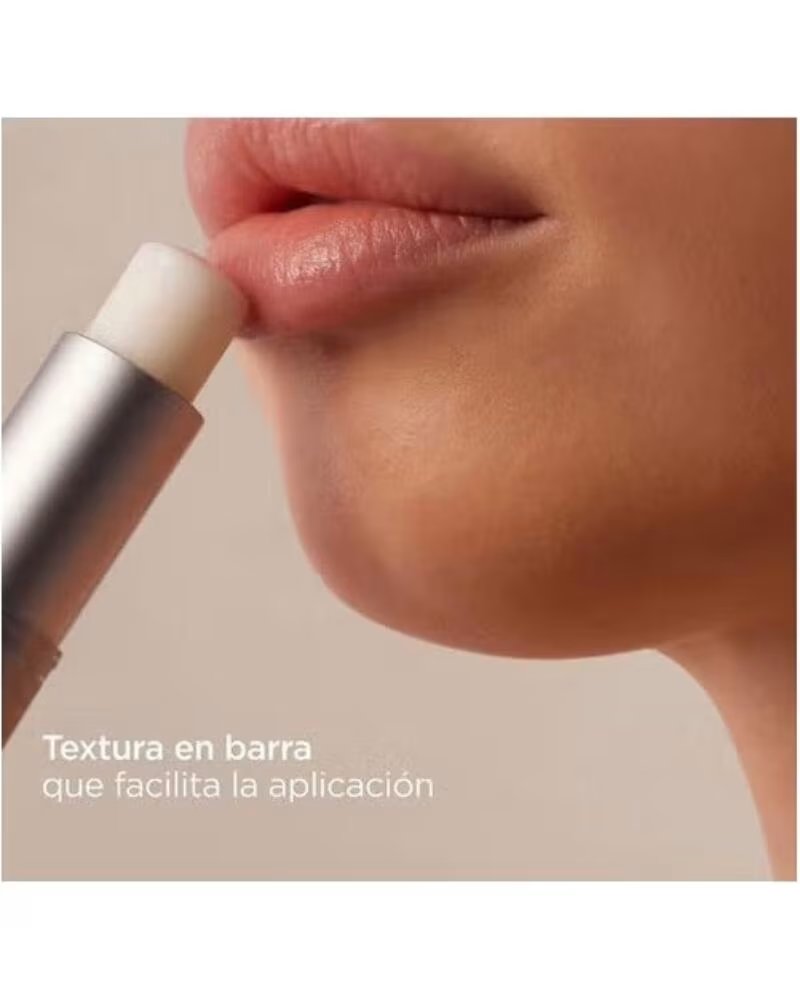 ISDIN STICK REPARADOR LABIAL CON ÁCIDO HIALURÓNICO Y ACEITE DE JOJOBA