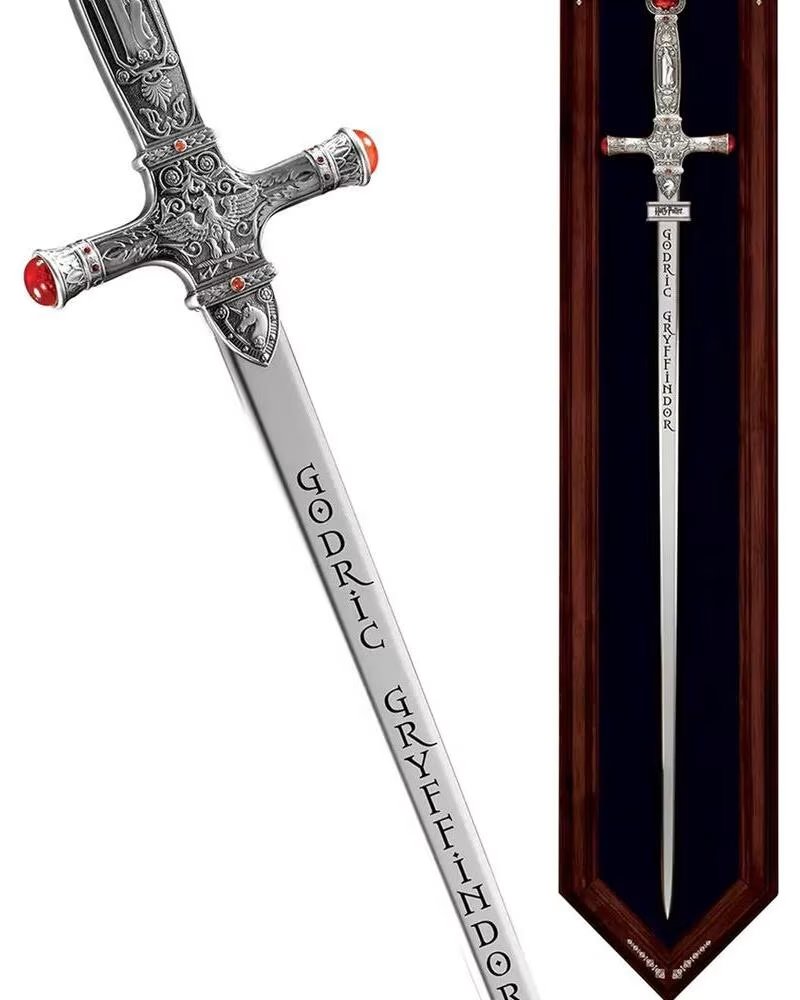 THE NOBLE COLLECTION Replica harry potter espada godric gryffindor