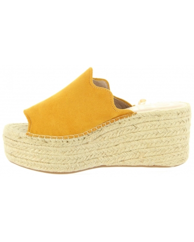 Chaussures compensées pour Femme CHIKA10 VALERIA 05 AMARILL-MOSTZ