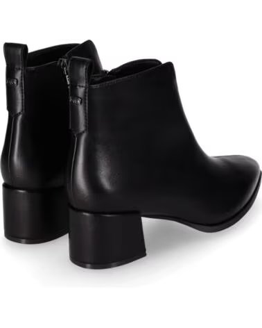 CHIKA10 ESPINO 02 BOTINES PIEL SINTÉTICA TACON MEDIO NEGRO-BLACK