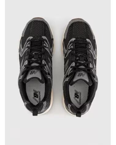 NEW BALANCE SNEAKERS U5309TN URBANE RUNNING NEGRO