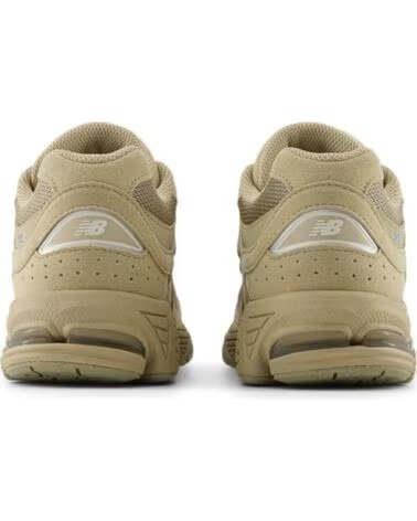 ZAPATILLAS NEW BALANCE 2002R CAMEL MUJER