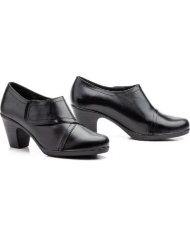 ZAPATOS DE MUJER DE PIEL CON VELCRO MODELO 5576 JAM NEGRO