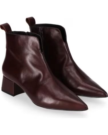 CHIKA10 ST KIWY 06 MARRON-BROWN