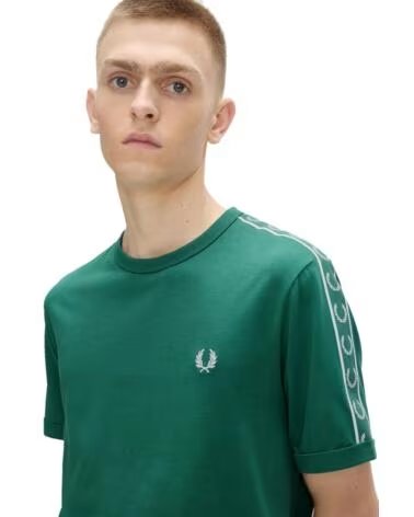 T-SHIRT FRED PERRY CONTRAST TAPE RINGER VERT GREEN