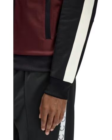 CHAQUETA DEPORTIVA CON MANGAS DE CONTRASTE FRED PERRY OXBLOOD BURGUNDY
