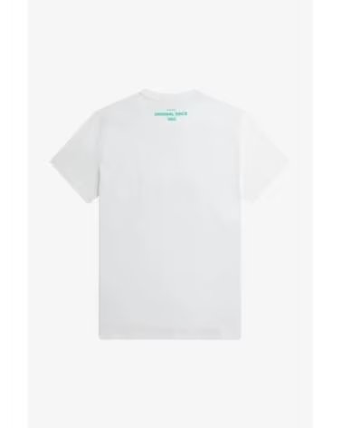 FRED PERRY STAMPED WITH LAUREL WREATH WHITE