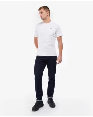 BARBOUR INTERNATIONAL RADOK T-SHIRT COM BOLSO BRANCO WHITE
