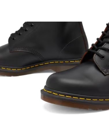 DR MARTENS BOTTES 1460 MADE IN ENGLAND CUIR NOIR BLACK