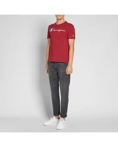 T-SHIRT CHAMPION REVERSE WEAVE SCRIPT LOGO VERMELHA RED