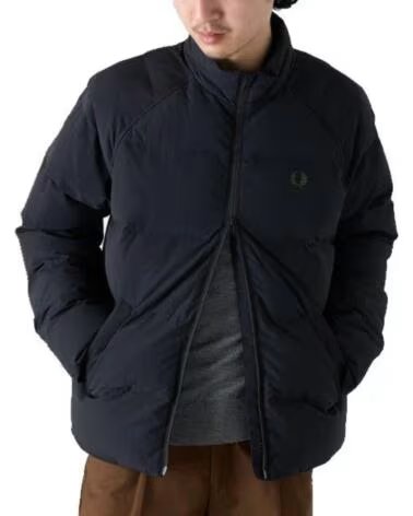 VESTE MATELASSÉE FRED PERRY À MANCHES RAGLAN BLACK