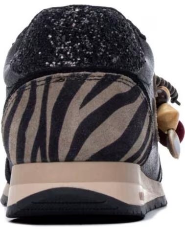SAPATILHAS DESPORTIVAS CARMELA 164234 PRETAS NEGRO