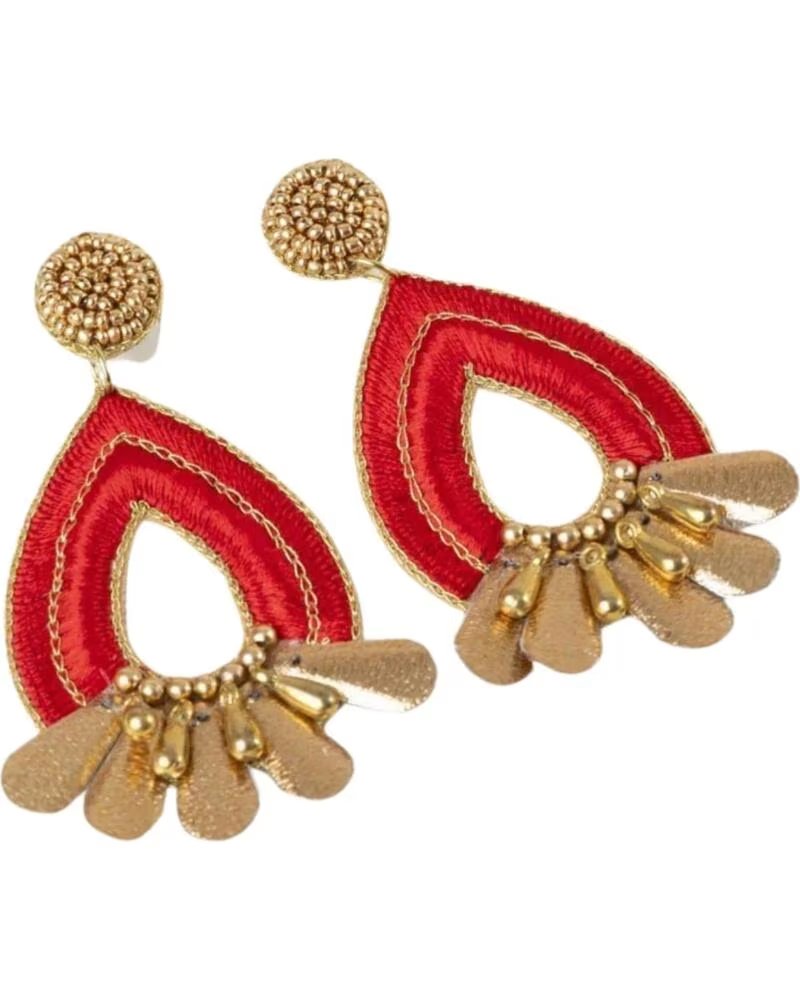 LATIDO PENDIENTES EN COLOR ROJO