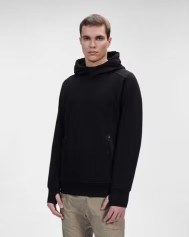 CP COMPANY DIAGONAL RAISED FLEECE GOGGLE SWEATSHIRT COM CAPUZ BLACK
