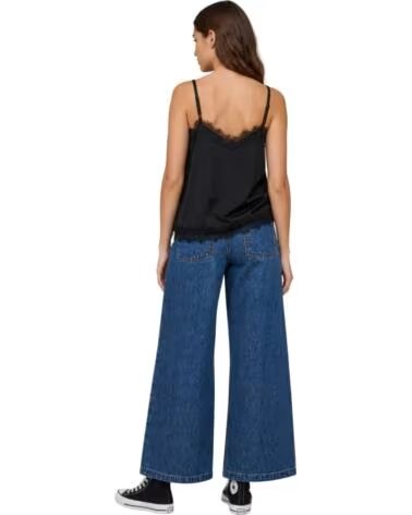 FREQUENT DAMEN TOP MIT SPITZE NEGRO