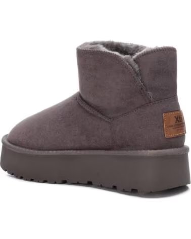 BOTTINE BASSE XTI 142197 POUR FEMME GRISE AVEC PLATEFORME ET DOUBLURE INTÉRIEURE GRIS
