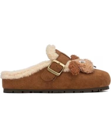 ZUECOS XTI 146344 CAMEL DE ANTE CON FORRO DE PELO Y DETALLE DE PERRITO