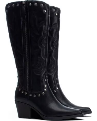 BOTAS ALTAS ESTILO COWBOY XTI 146240 CON TACHUELAS NEGRO