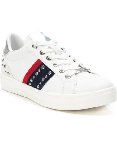 Zapatillas deporte pour Femme xti ZAPATILLAS MUJER MODELO 141010X COLOR BLANCO NAVY NAVY