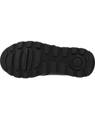 PABLOSKY COLEGIALES NINO MODELO 334510 COLOR  NEGRO