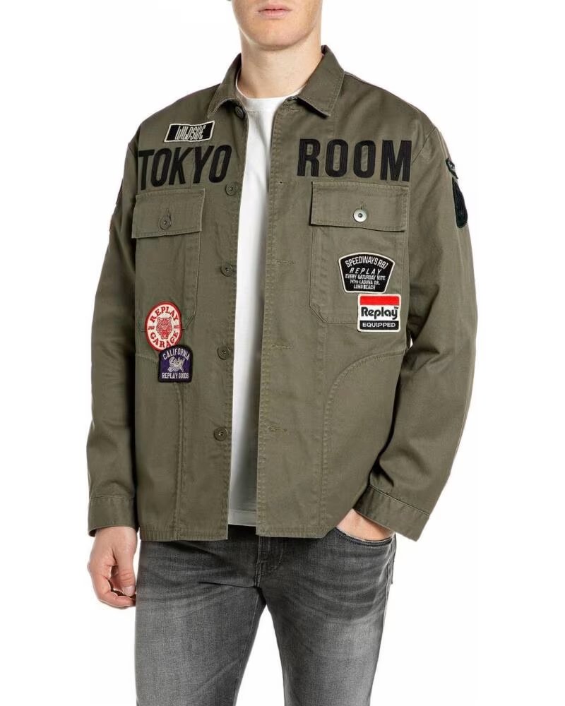 REPLAY VESTE KAKI DE STYLE MILITAIRE AVEC ÉCUSSONS VERDE