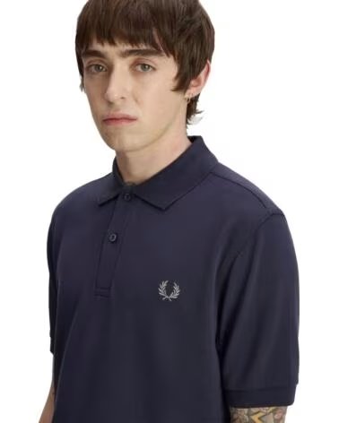 POLO SLIM FIT LISO FRED PERRY DARK AIRFORCE - SEAGRASS