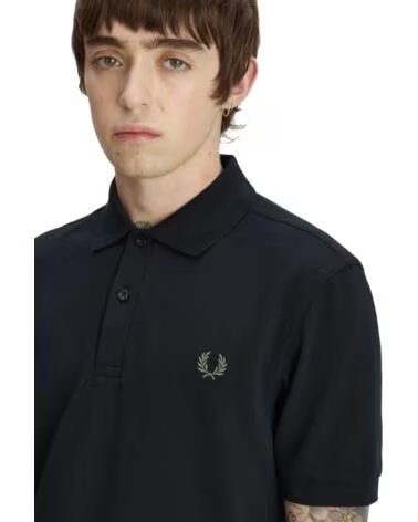 FRED PERRY POLO SLIM FIT LISO PRETO - LAUREL WREATH GREEN