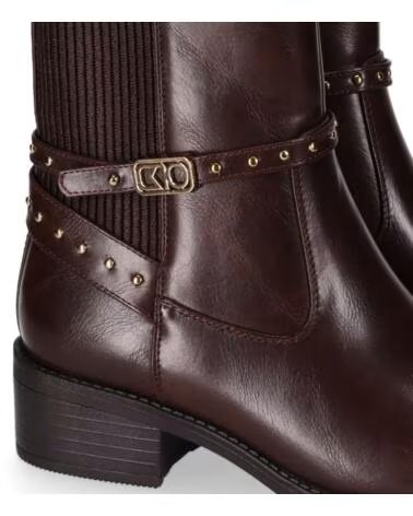 CHIKA10 ENARA 03 BOTAS FEMININAS EM COURO SINTÉTICO CASTANHO COM SALTO MÉDIO MARRON-BROWN