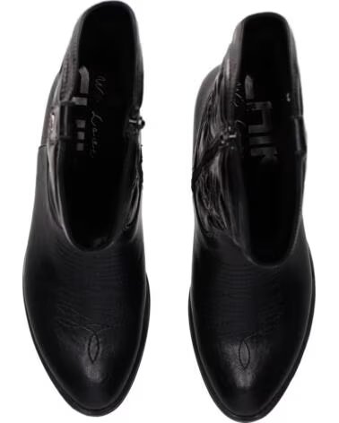 CHIKA10 ISKIA 04 BOTAS FEMININAS DE COURO SINTÉTICO SALTO MEDIO PRETO NEGRO-BLACK