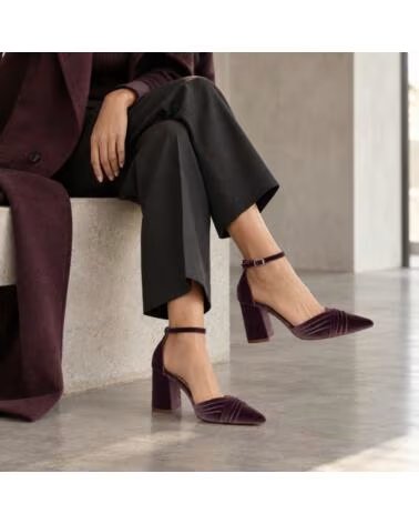 MONTEVITA ARANJUEZZA SAMT PUMPS MIT BLOCKABSATZ UND KNÖCHELRIEMEN IN VIOLETT PURPLE