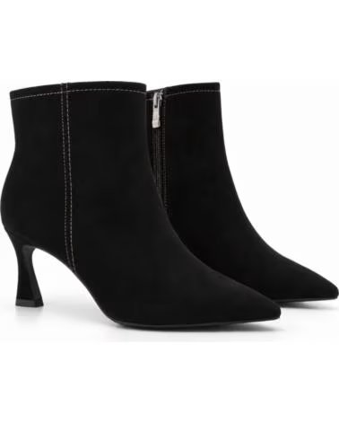 MONTEVITA LUCCANA BOTAS DE SALTO EM CAMURÇA PRETA BLACK