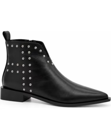 MONTEVITA LECCEZA BOTAS PRETAS COM TACHAS E BICO FINO BLACK