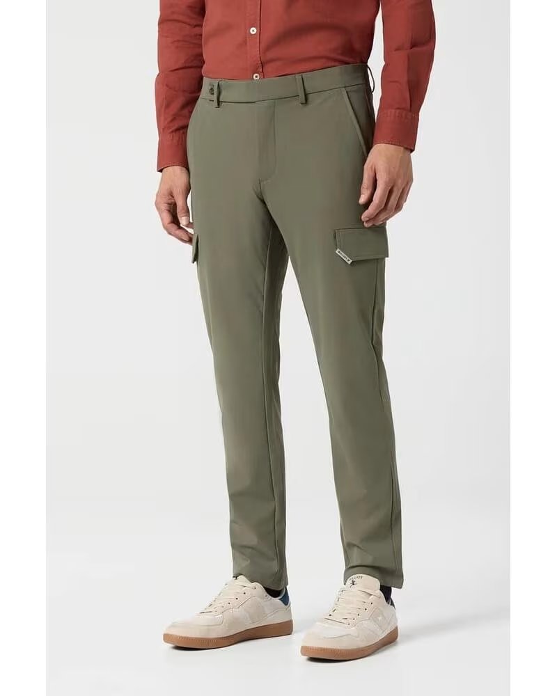 WILLIOT PANTALÓN CARGO TÉCNICO KAKI VERDE