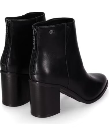 CHIKA10 ESCALONI 01 BOTAS DE SENHORA EM PELE SINTÉTICA COM SALTO ALTO NEGRO-BLACK