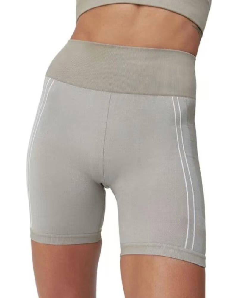 BORN LIVING YOGA KURZE LEGGINGS CARA SS25SM25 BRAUN MARRóN