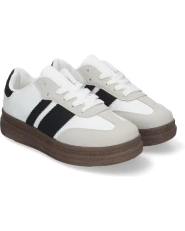 SPORT3PUNTO0 T002 ZAPATILLAS CASUAL DE PIEL SINTÉTICA CON CORDONES VARIOS COLORES