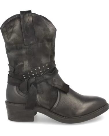 SPORT3PUNTO0 BOTAS CAMPERAS F3115 NEGRAS CON LAZOS Y TACHUELAS VARIOS COLORES