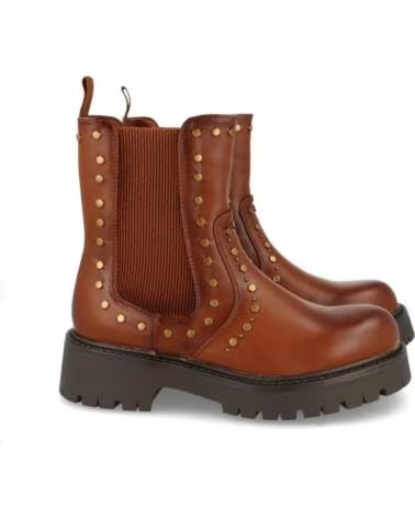 SPORT3PUNTO0 4102-CAMEL STIVALETTI IN PELLE CON BORCHIE VARIOS COLORES