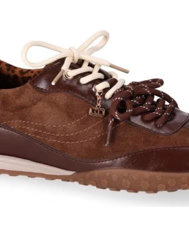 CHIKA10 VEGA 01 ZAPATILLAS DEPORTIVAS DE PIEL Y SERRAJE PARA MUJER CUERO-TAN