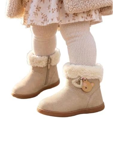 OSITO OSSH156008 KUNSTFELL-STIEFELETTEN MIT BÄREN- UND HERZDETAIL BEIGE