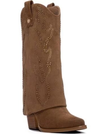 BOTAS CAMPERAS XTI 146097 ANT TAUPE
