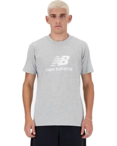 NEW BALANCE T-SHIRT SPORT ESSENTIALS LOGO MT41502 AG GRIS