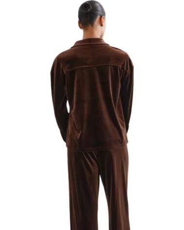 COMPAIA FANTASTICA CAMISA FEMININA DE VELUDO COM BOTÕES MARRóN