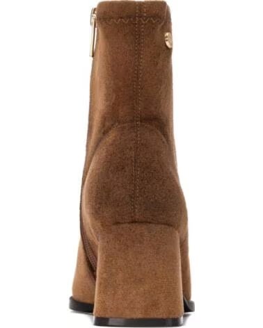 XTI 146198 ABSATZSTIEFELETTEN IN CAMEL
