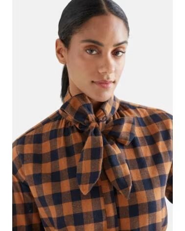 COMPAÑIA FANTÁSTICA BLUSA ESTAMPADA XADREZ COM GOLA LAÇO