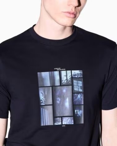 ARMANI EXCHANGE T-SHIRT NAVY DE MANGA CURTA COM ESTAMPADO FOTOGRÁFICO AZUL