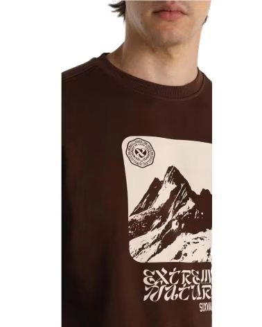 SIX VALVES SWEATSHIRT 56104-1751-384 CASTANHO COM ESTAMPADO DE MONTANHA MARRóN
